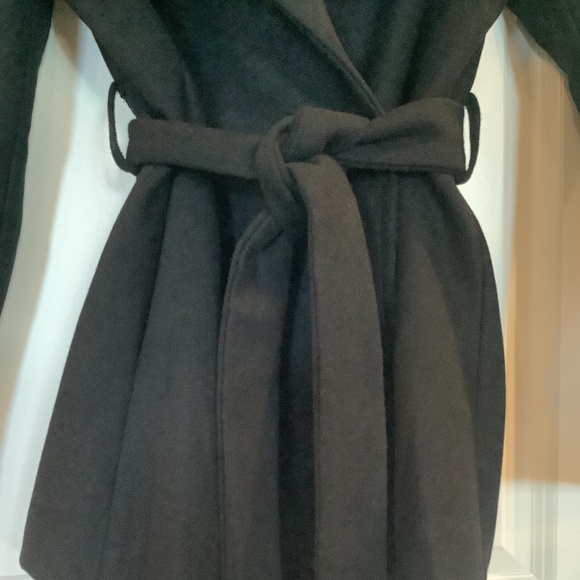 M.A.A.C London Minimalist Wool Coat Size Small - Picture 9 of 13